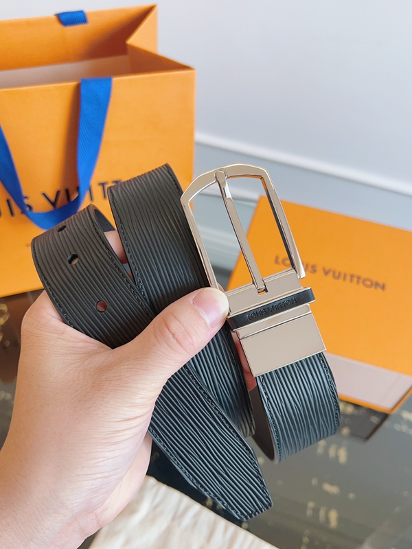 ルイヴィトンベルト角部分ディテール